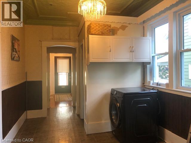 171 Owen Street Property Photo 15