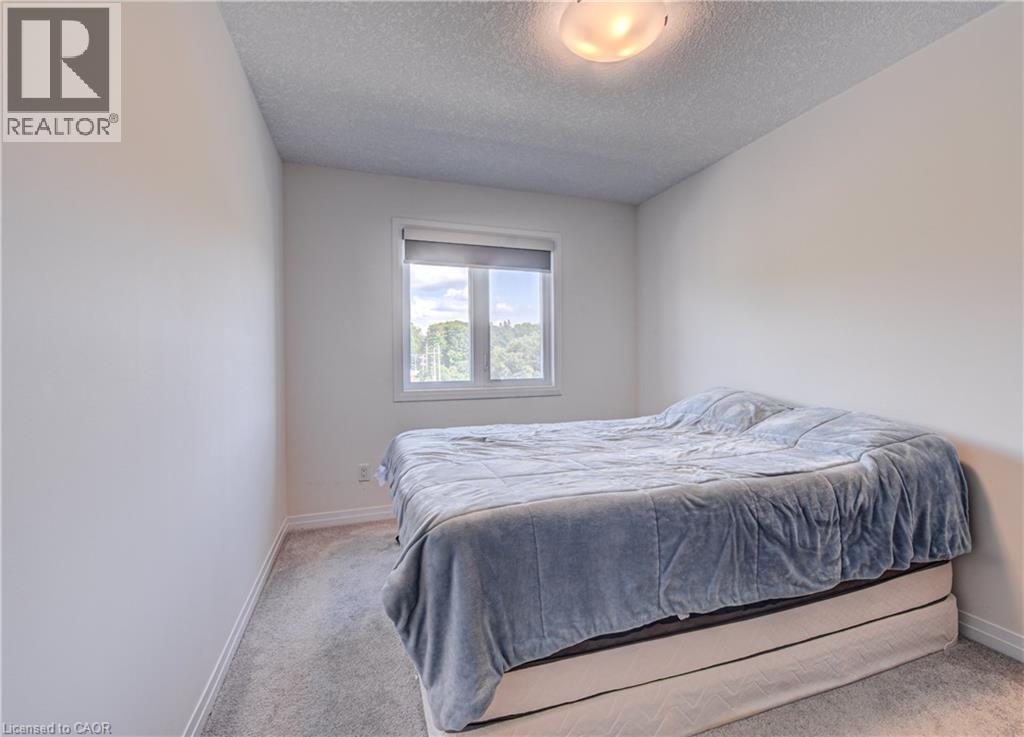 9 Queensbrook Crescent Property Photo 23