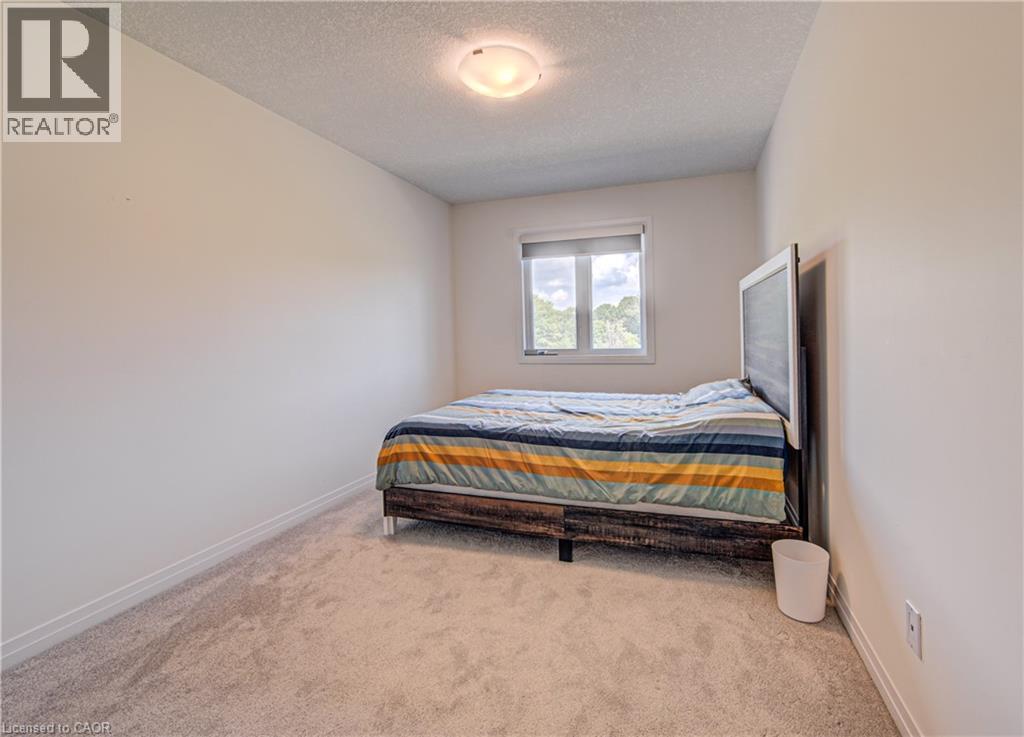 9 Queensbrook Crescent Property Photo 24