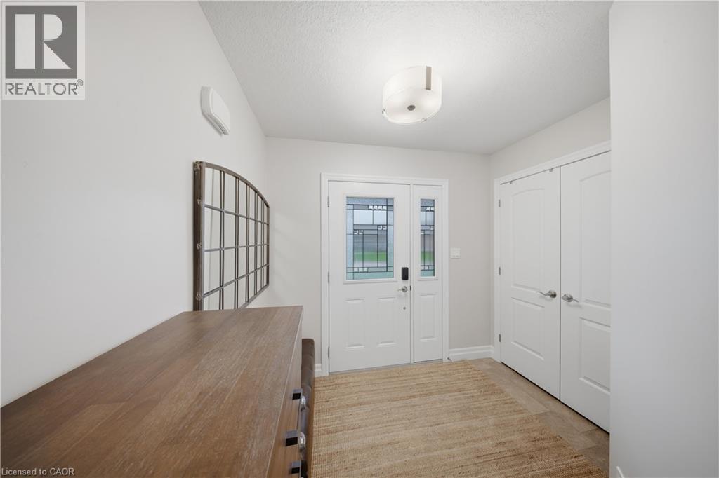 300 Hutton Street E Property Photo 5