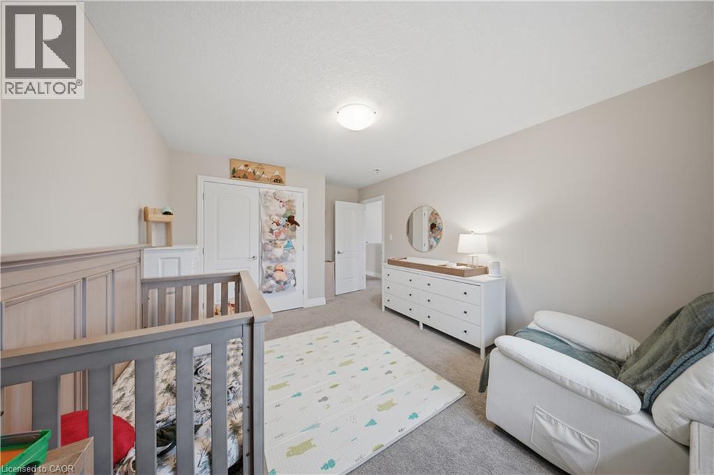 300 Hutton Street E Property Photo 29
