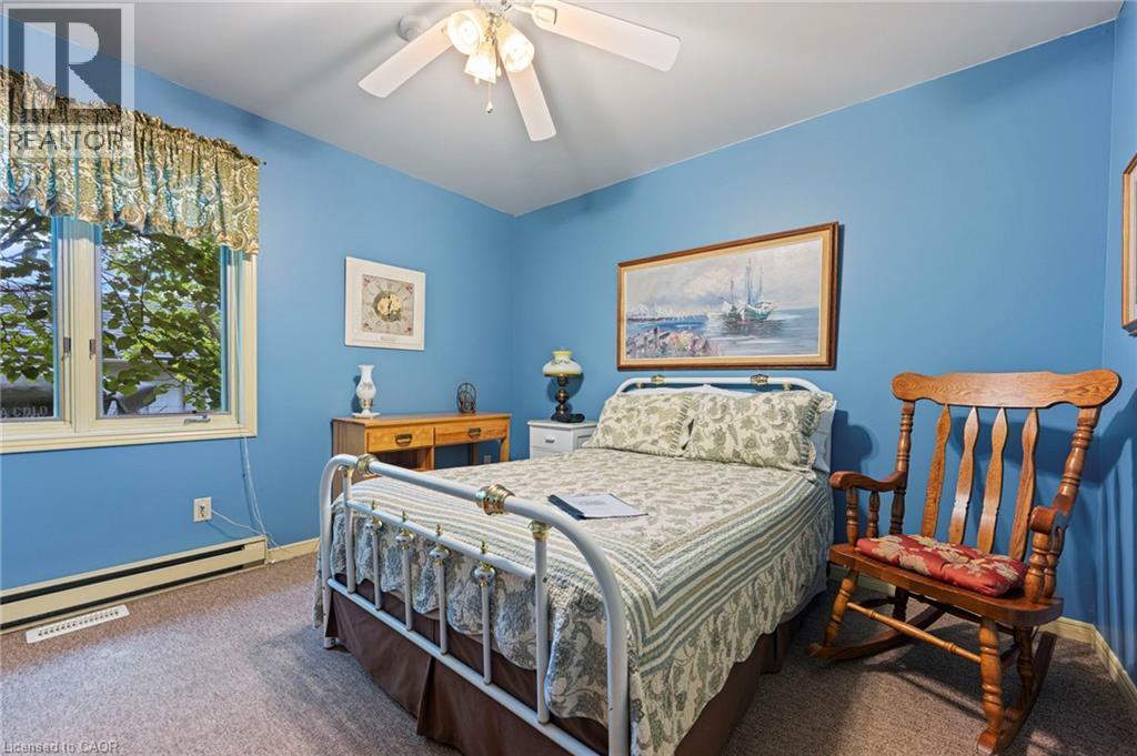1040 Bay Street Property Photo 25