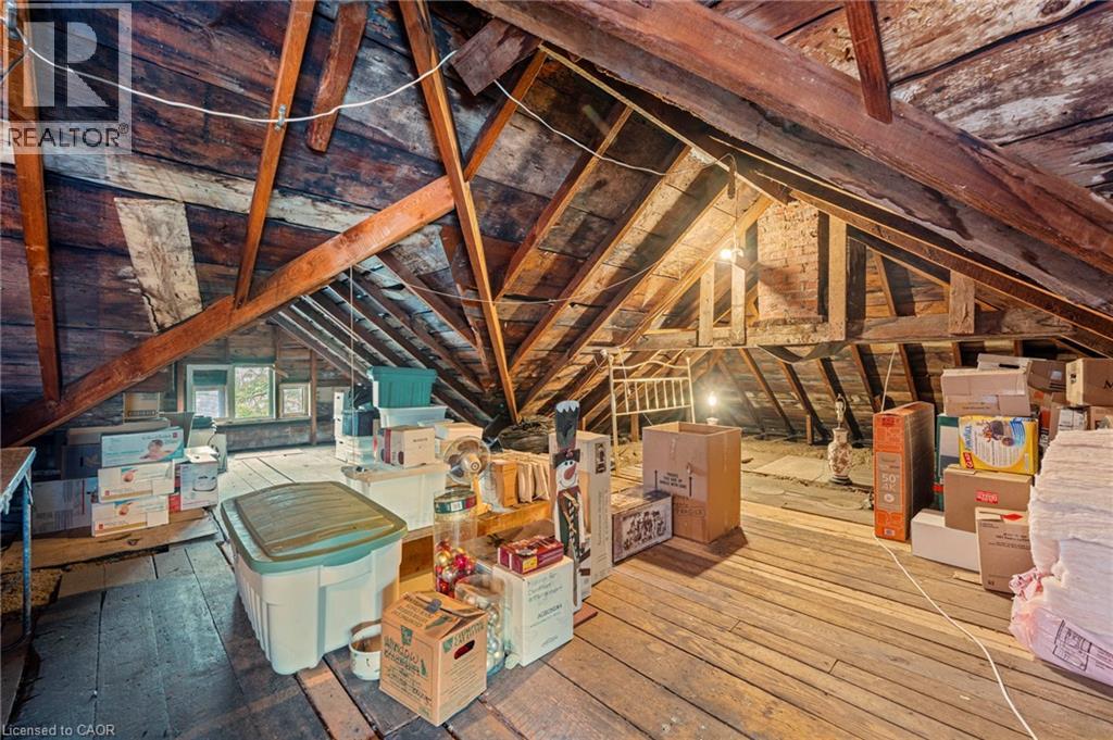 1040 Bay Street Property Photo 41