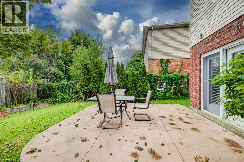 245 Fern Crescent Property Photo 34