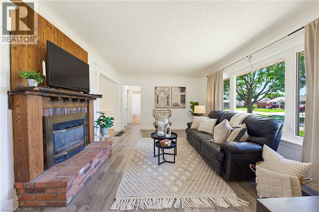 17 Broadmore Avenue Property Photo 4