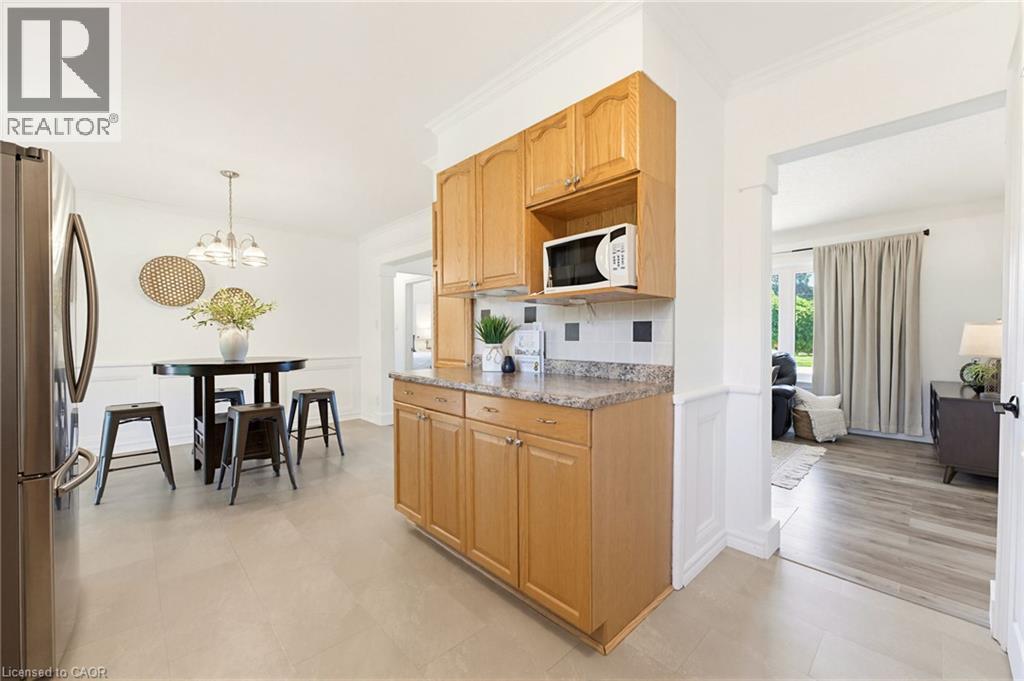 17 Broadmore Avenue Property Photo 9