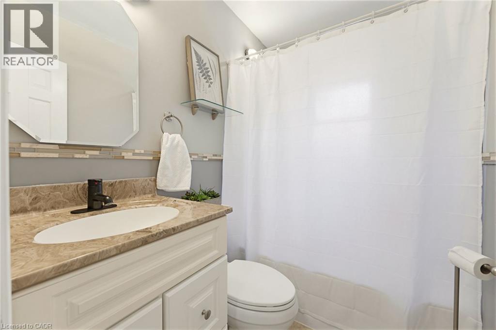 17 Broadmore Avenue Property Photo 13