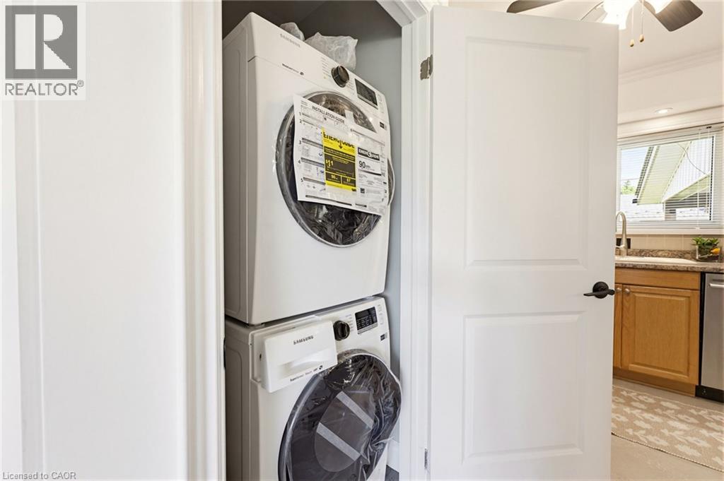 17 Broadmore Avenue Property Photo 15