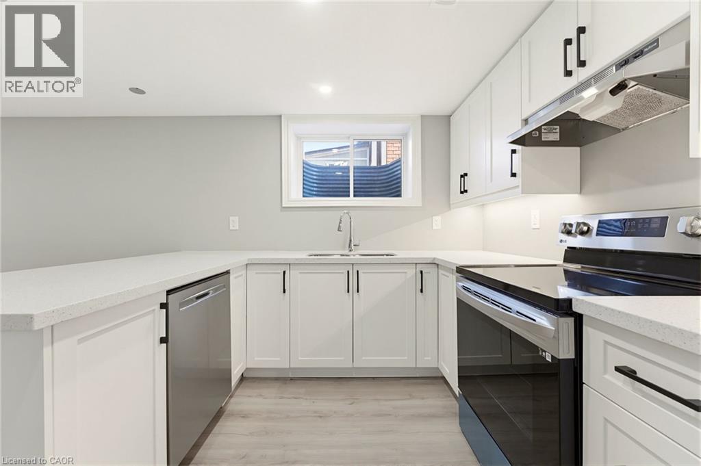 17 Broadmore Avenue Property Photo 23