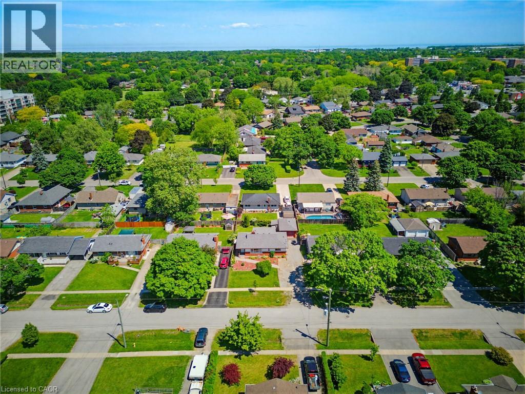 17 Broadmore Avenue Property Photo 39