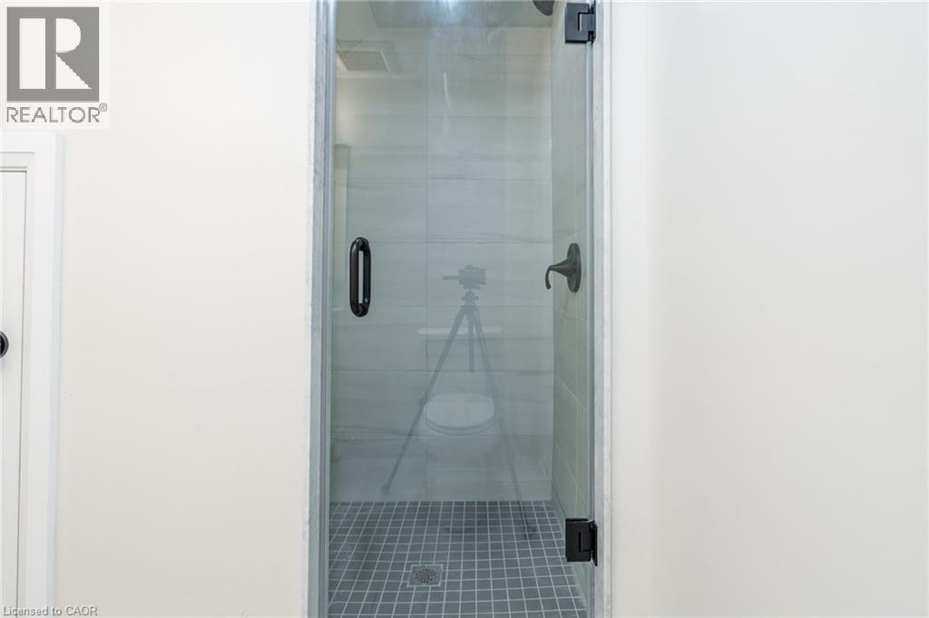 80 Irene Avenue Unit# D Property Photo 18