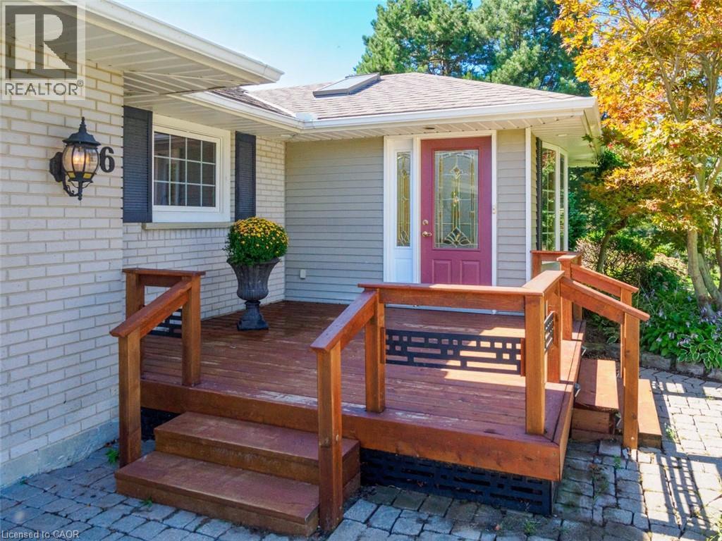 46 Sunninghill Drive Property Photo 3