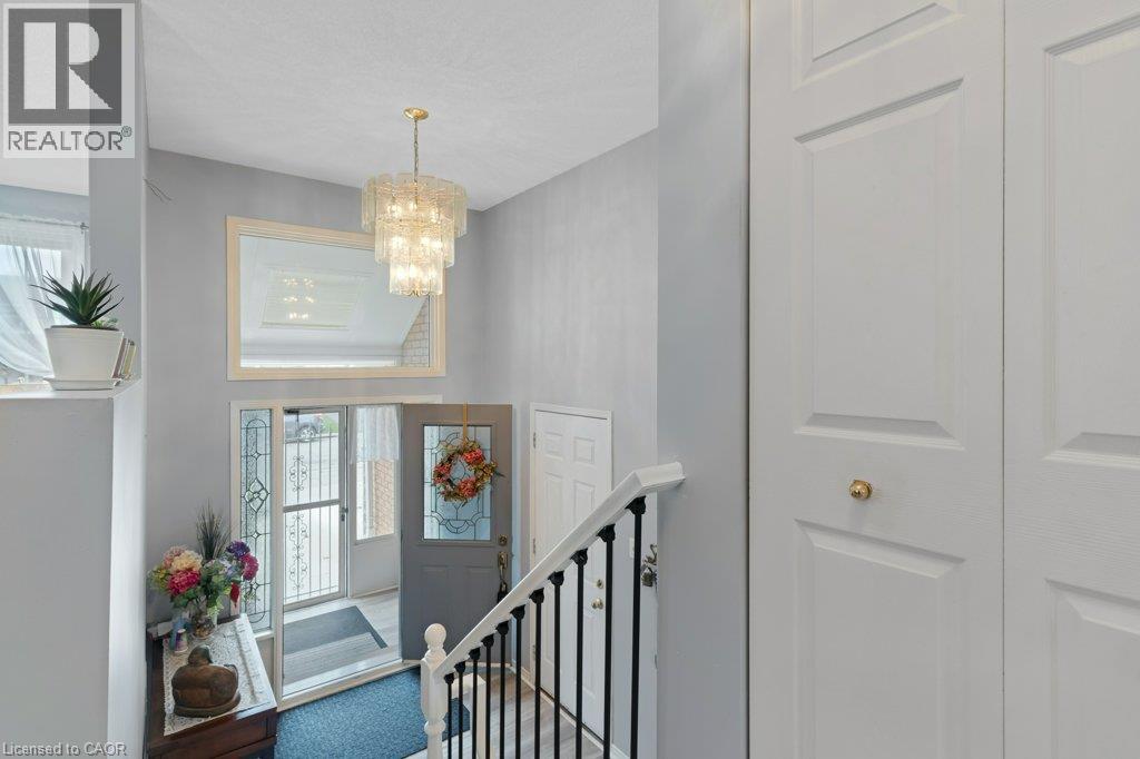 94 Dawn Crescent Property Photo 6