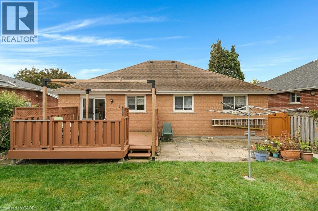 94 Dawn Crescent Property Photo 31