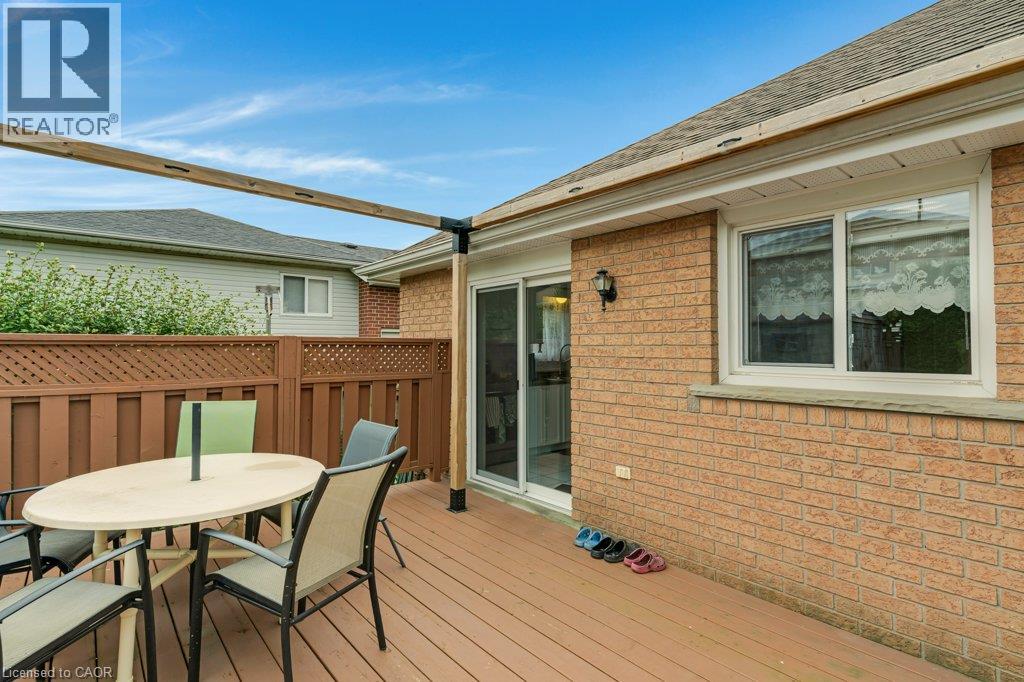 94 Dawn Crescent Property Photo 33
