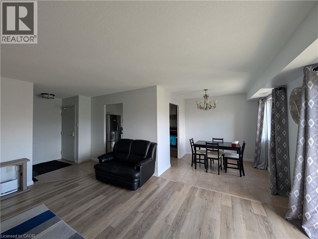 860 Commissioners Road E Unit# 408 Property Photo 3