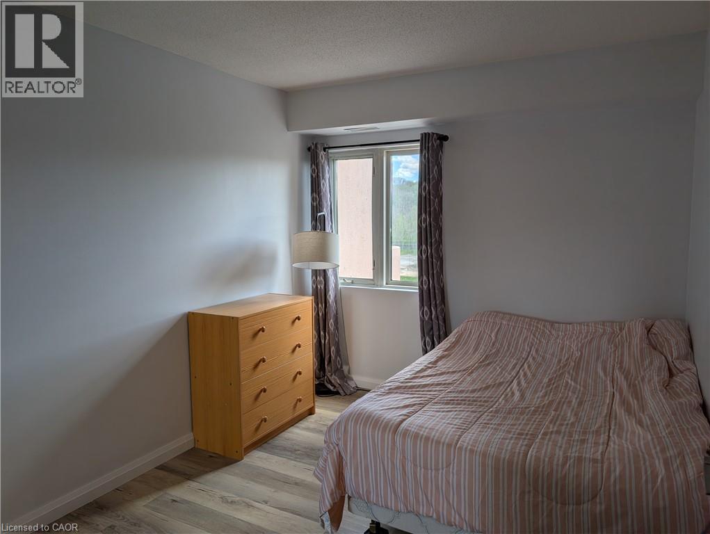860 Commissioners Road E Unit# 408 Property Photo 11