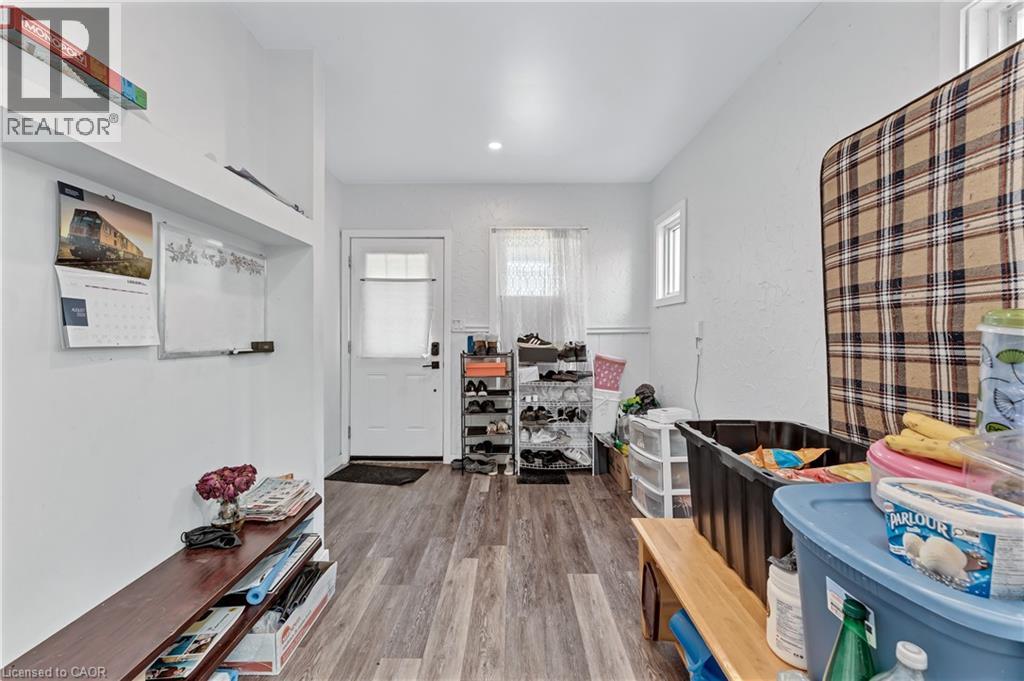 374 Josephine Avenue Property Photo 8