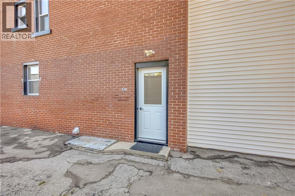 136 King Street Property Photo 7