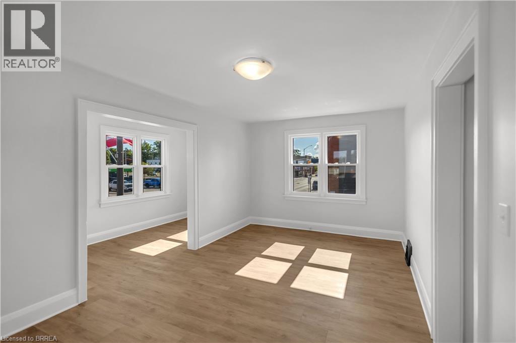 136 King Street Property Photo 11