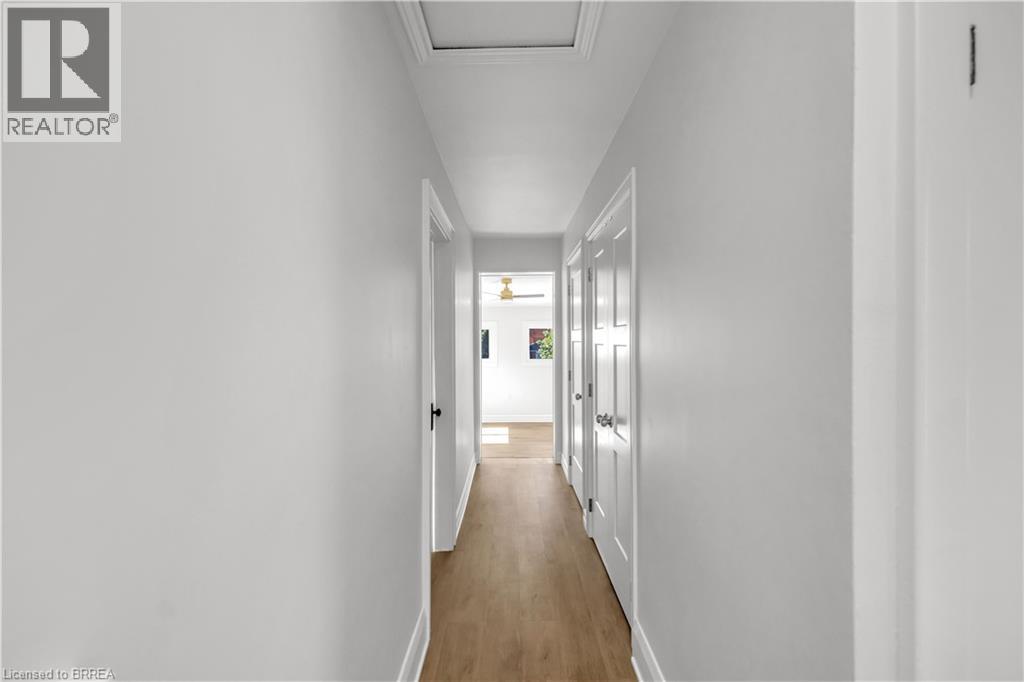 136 King Street Property Photo 16
