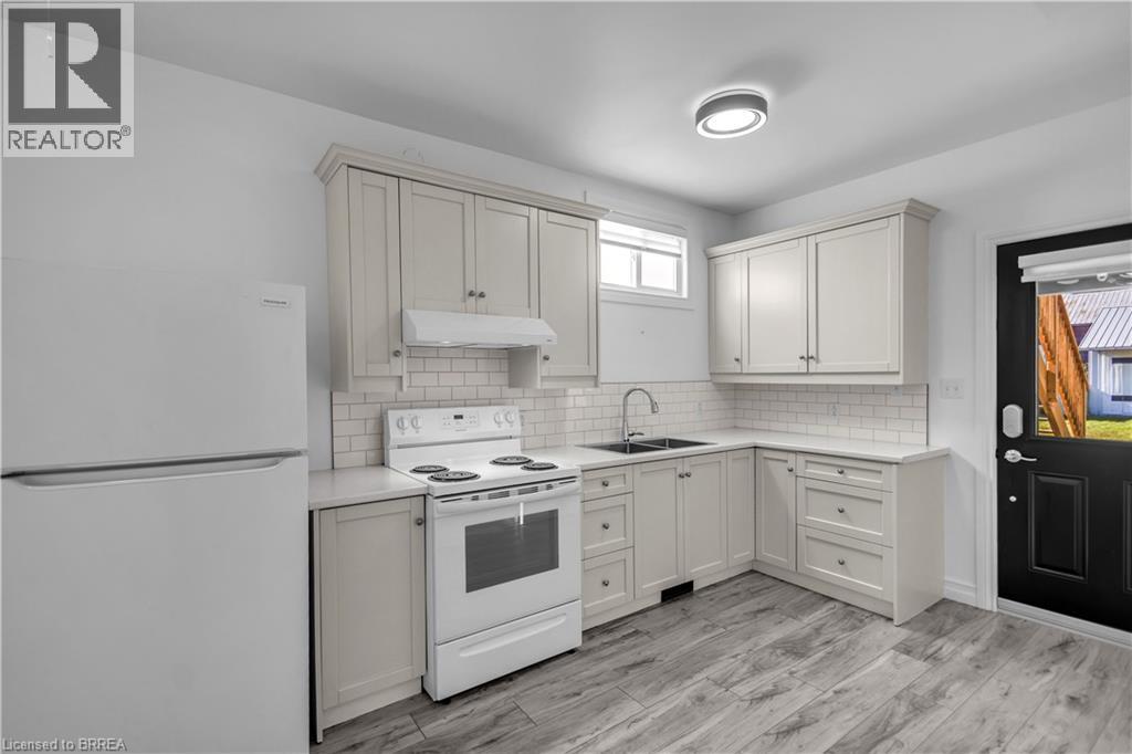 136 King Street Property Photo 33