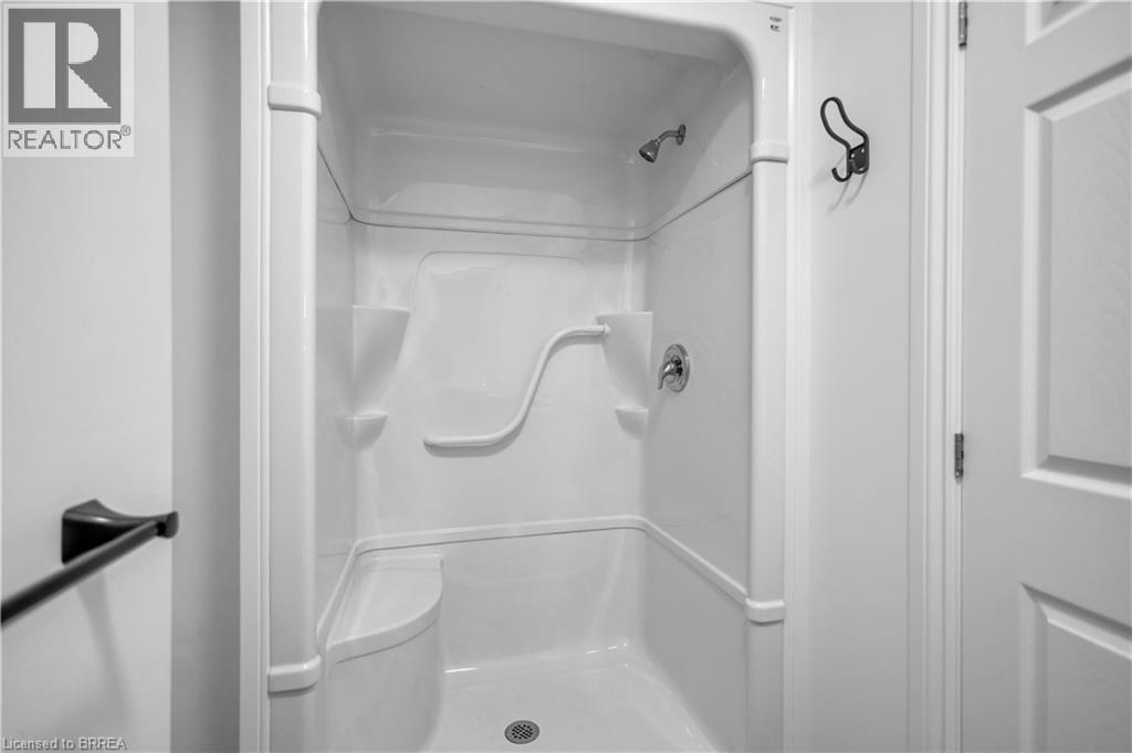 136 King Street Property Photo 43