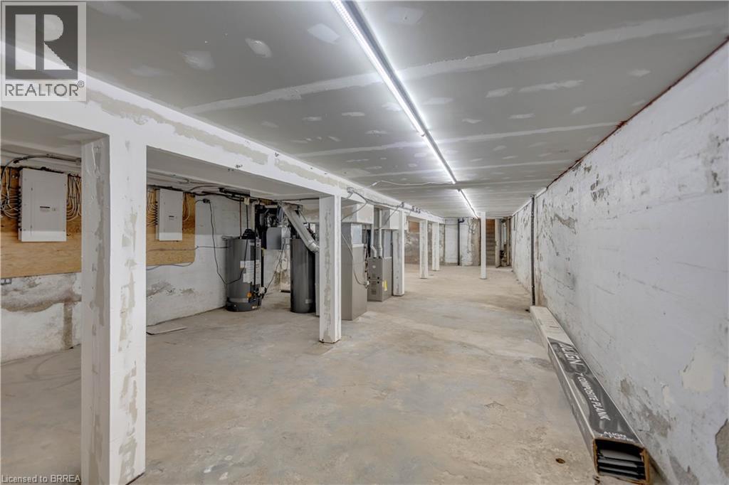 136 King Street Property Photo 45