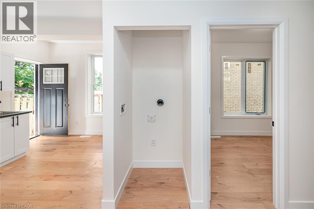 60 William Street Property Photo 16