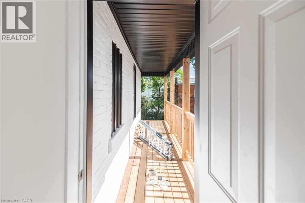 60 William Street Property Photo 40
