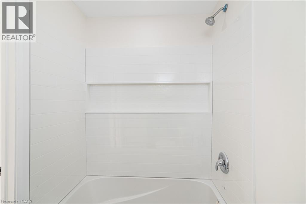 60 William Street Property Photo 44