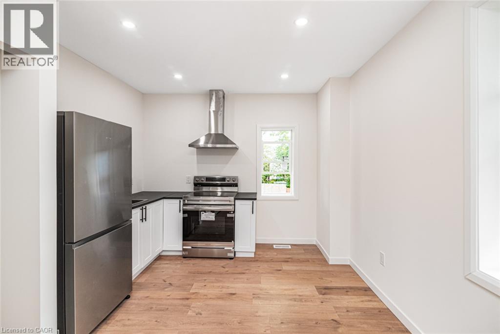 60 William Street Property Photo 47