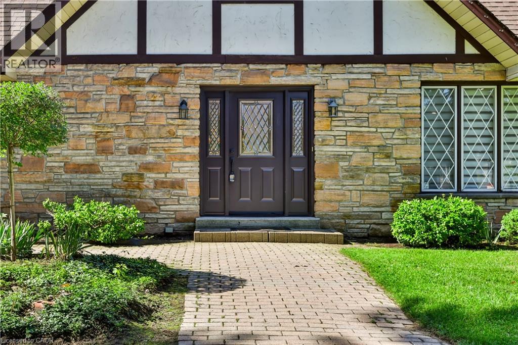 30 Birkbank Drive Property Photo 4