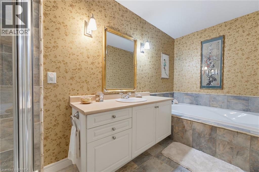 655 Park Road N Unit# 21 Property Photo 14