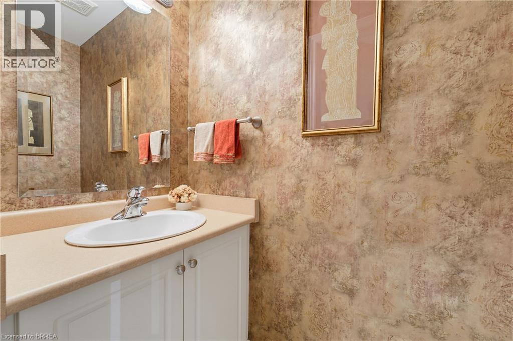 655 Park Road N Unit# 21 Property Photo 17