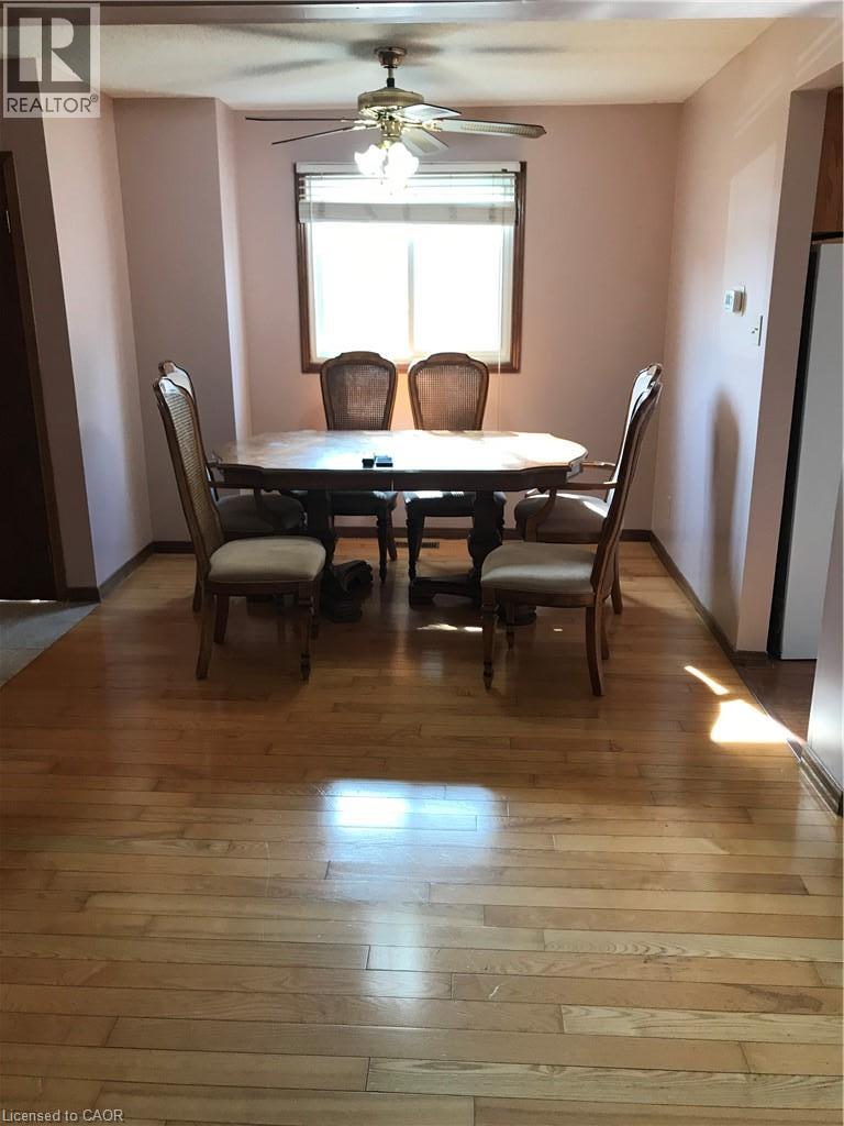 634a Pinerow Crescent Property Photo 5