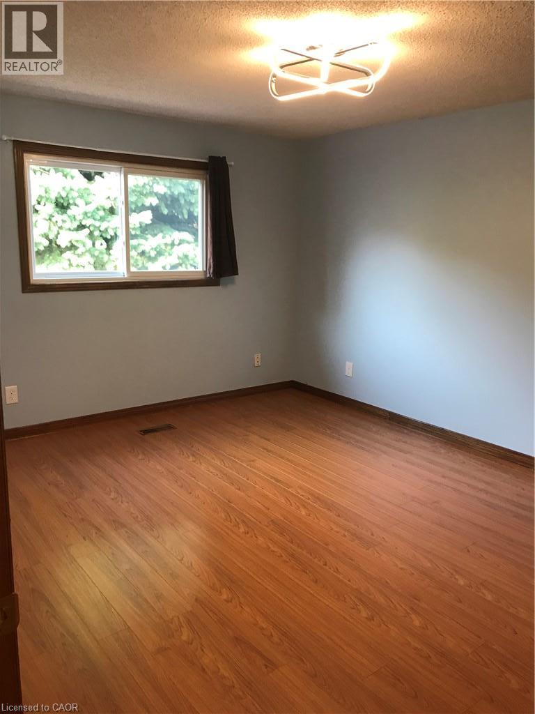 634a Pinerow Crescent Property Photo 21