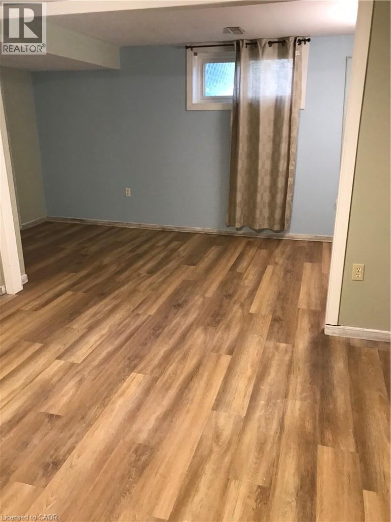 634a Pinerow Crescent Property Photo 28