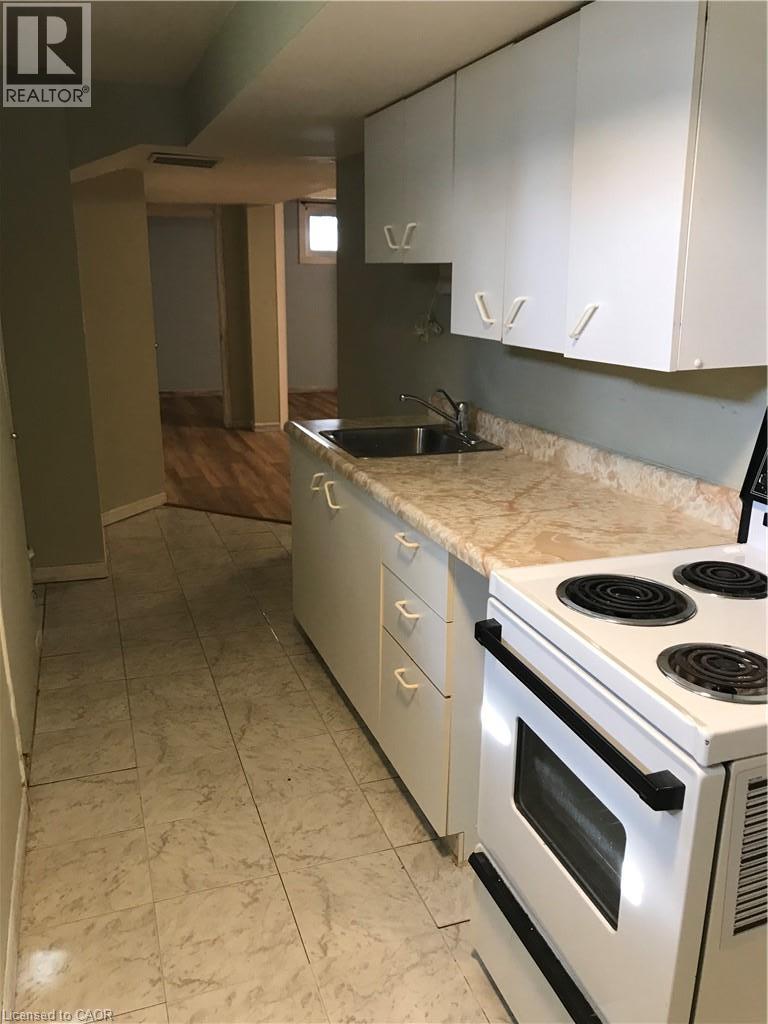 634a Pinerow Crescent Property Photo 30