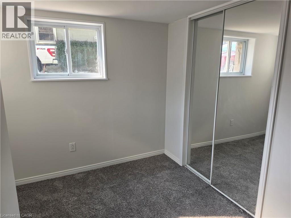 71 Norfolk Street N Property Photo 45