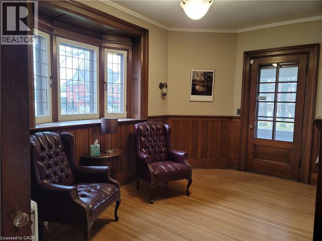 71 Norfolk Street N Property Photo 35