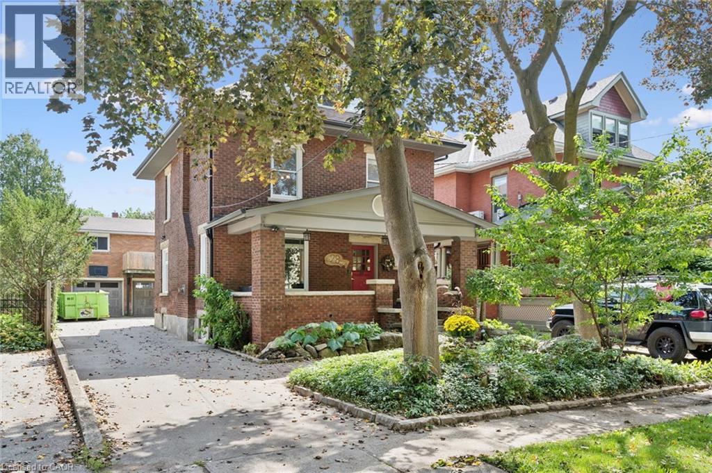 28 Oxford Street Property Photo 2