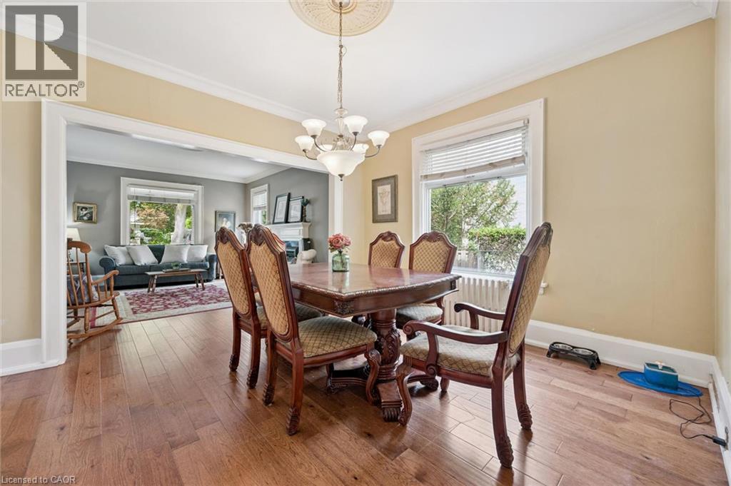28 Oxford Street Property Photo 9