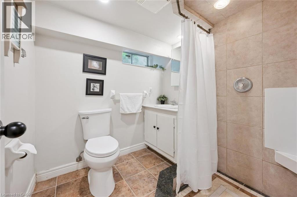 28 Oxford Street Property Photo 35
