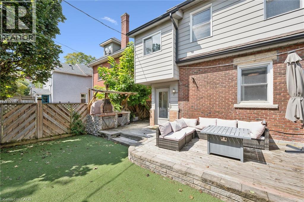 28 Oxford Street Property Photo 40