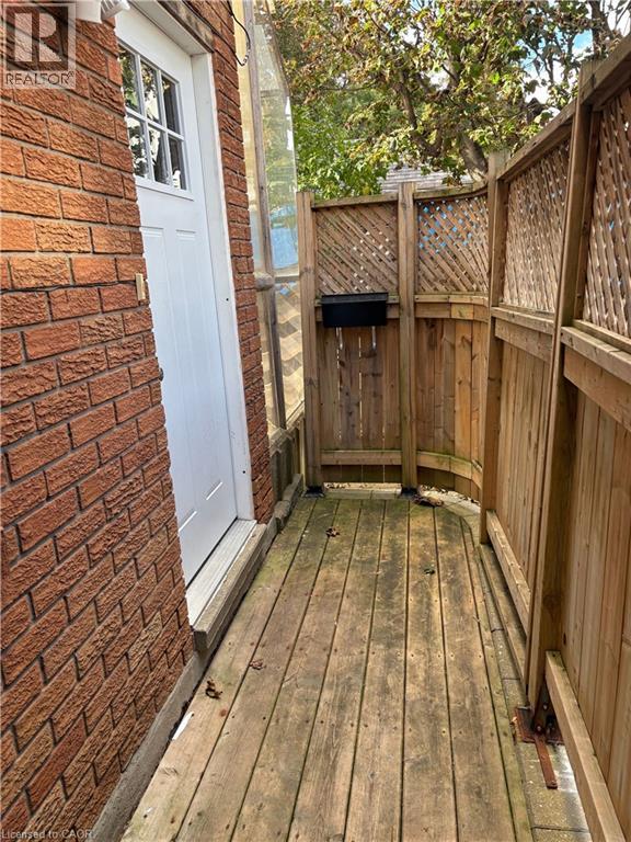 28 Oxford Street Property Photo 41