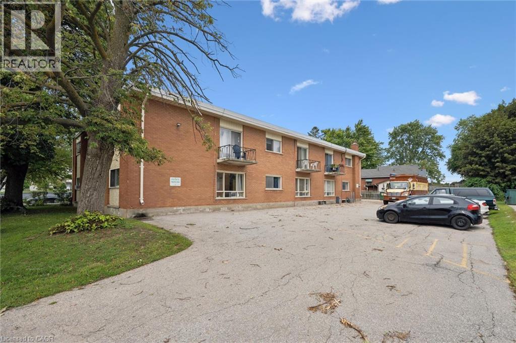 25 Walton Avenue Property Photo 19