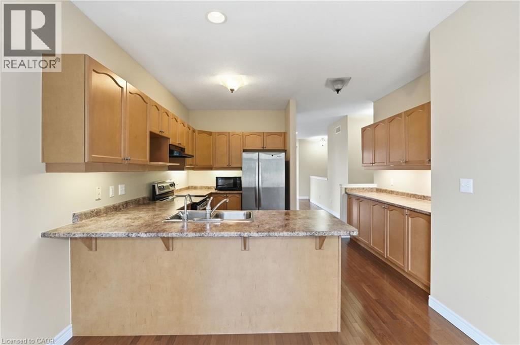 33 Norma Crescent Property Photo 12