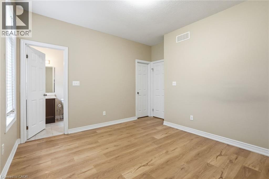 33 Norma Crescent Property Photo 19