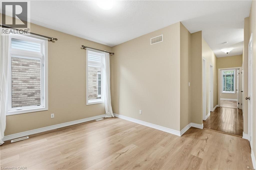 33 Norma Crescent Property Photo 28